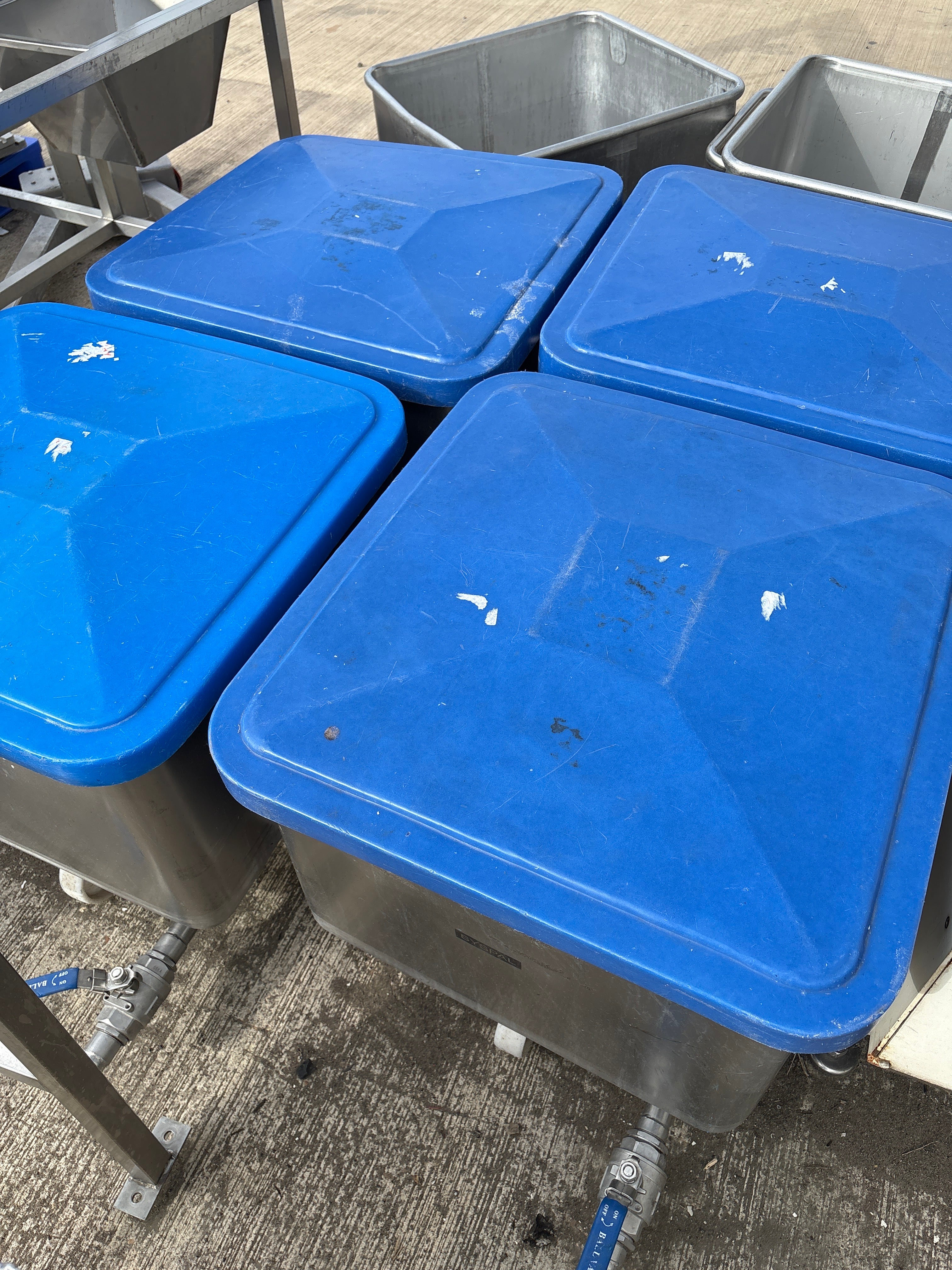 4 x blue tote bin covers
