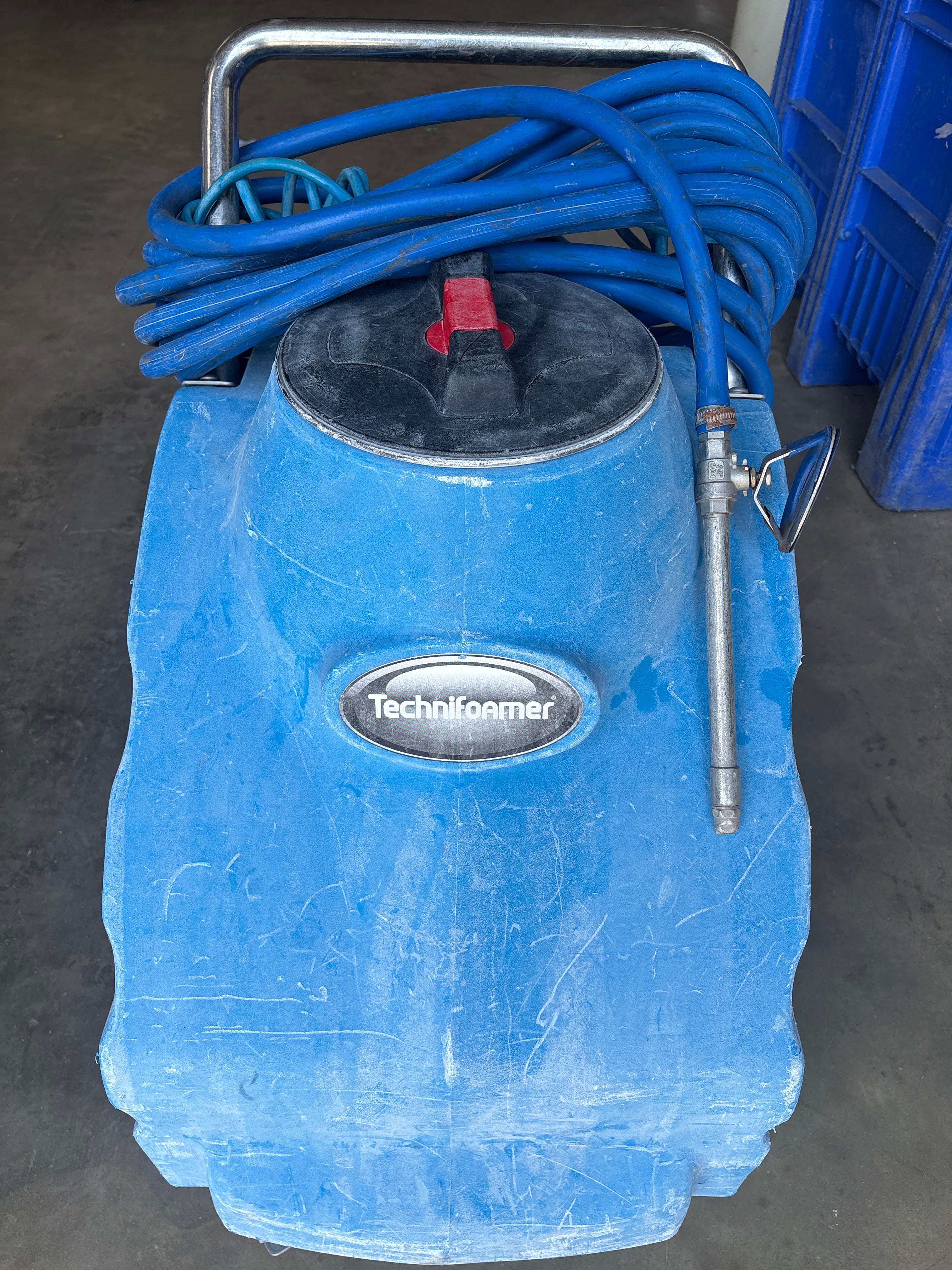 Technifoamer