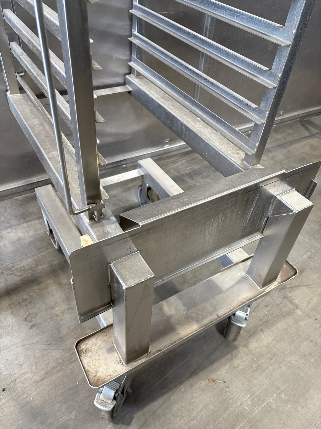 Stainless trolley for chiller