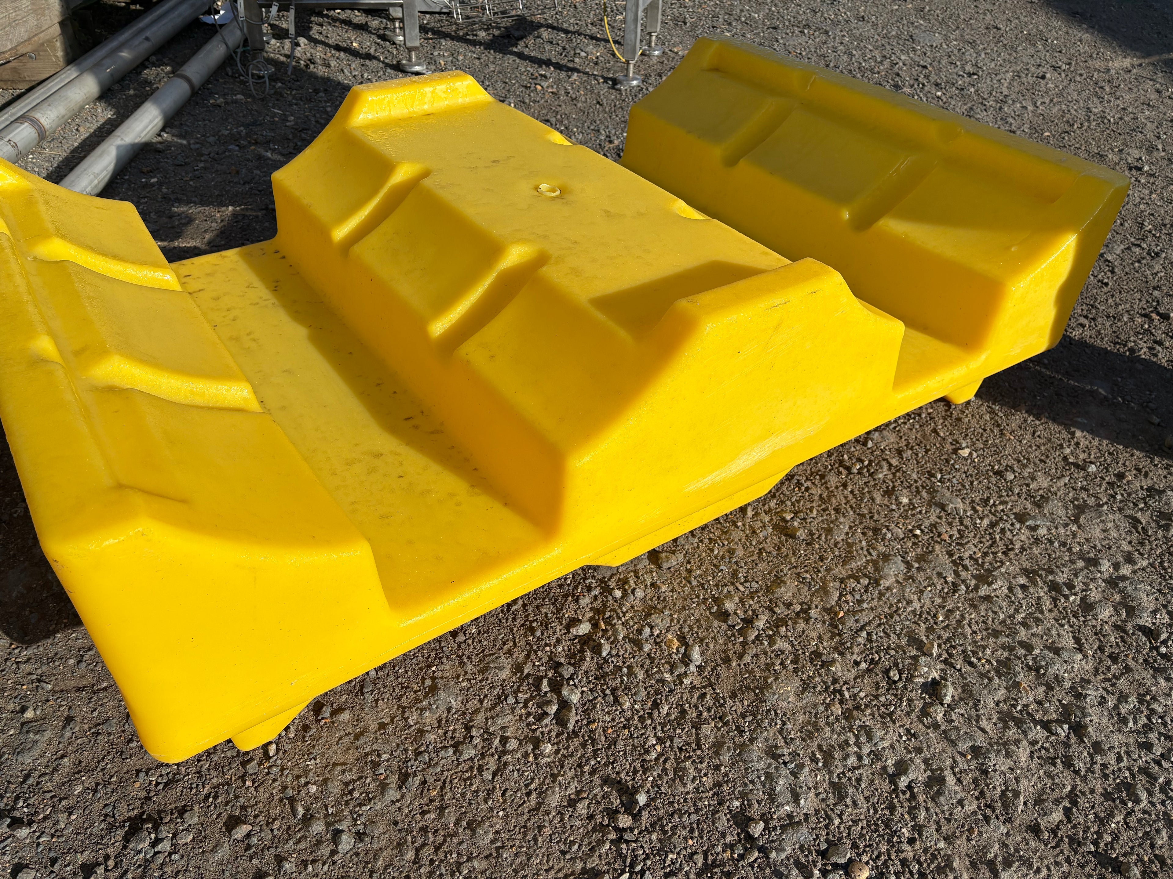 2 x 200 litre drum racks