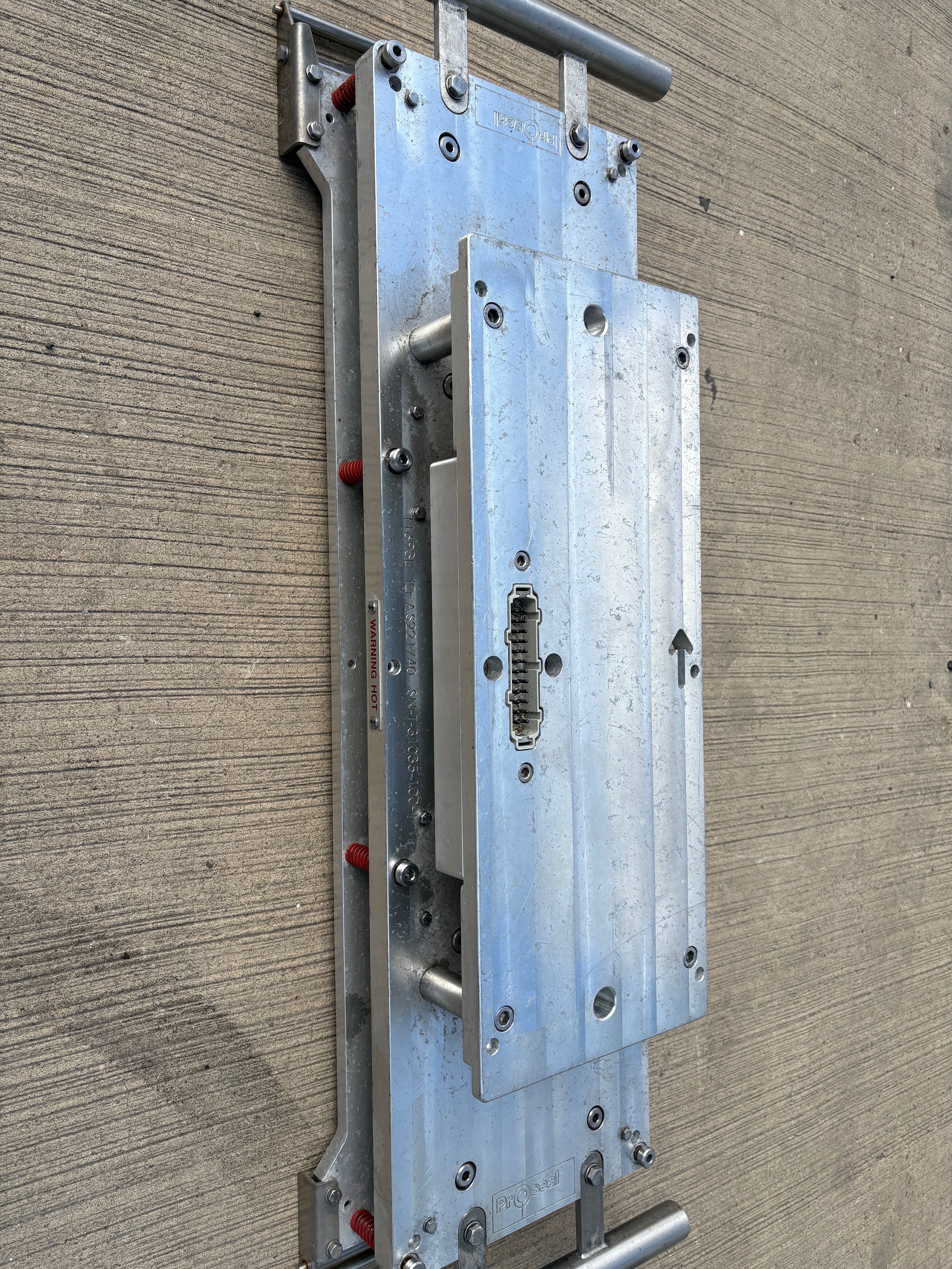 Proseal Tooling T1693L i2r AS2211740 SN-T-31035-100-1