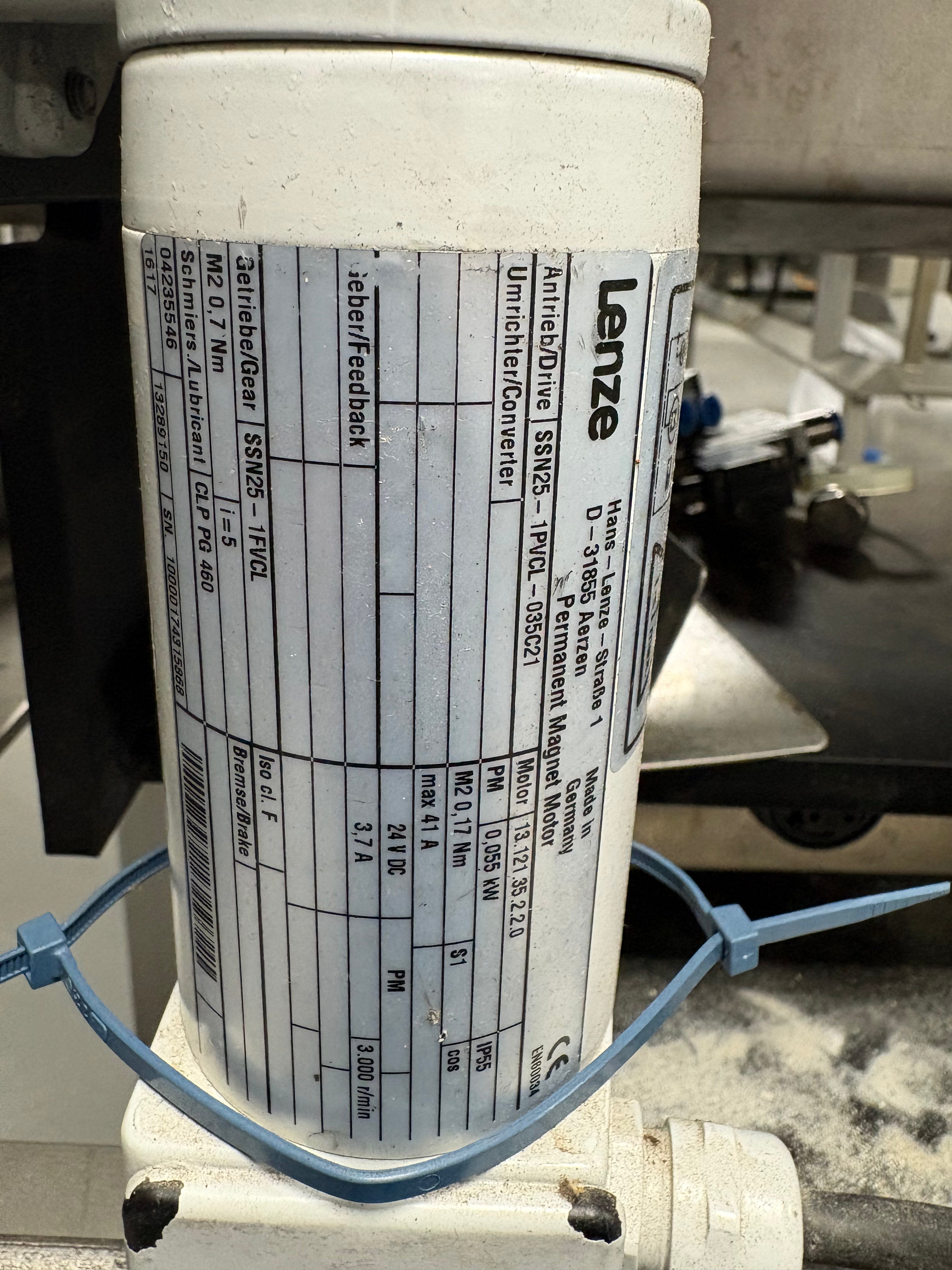 Lenze Sparc Trendsetter 2 conveyor motor